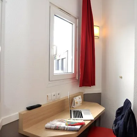 Premiere Classe Est Μετς