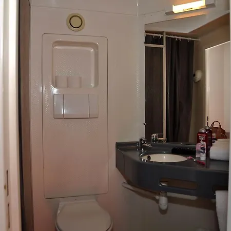 Premiere Classe Est Μετς